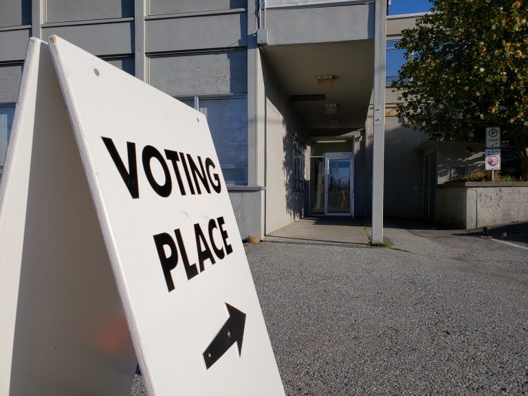 Advanced polls underway for by-election