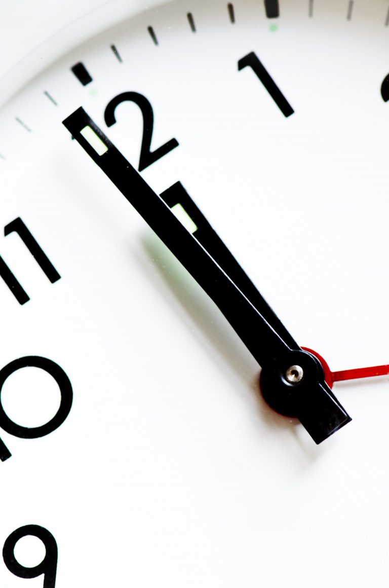 Mayor weighs in on daylight saving time