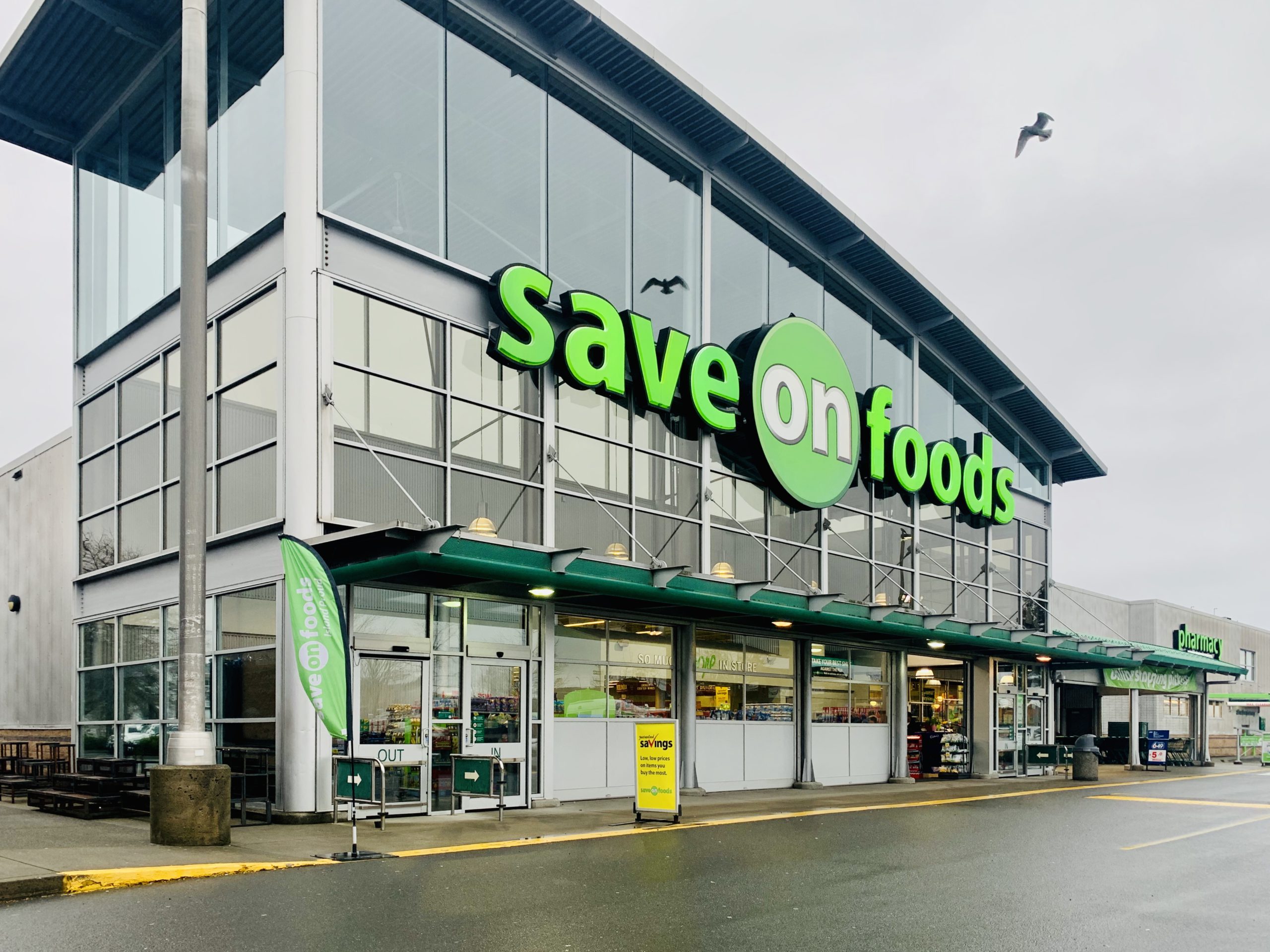 SaveOnFoods invites you to Share It Forward for food banks My