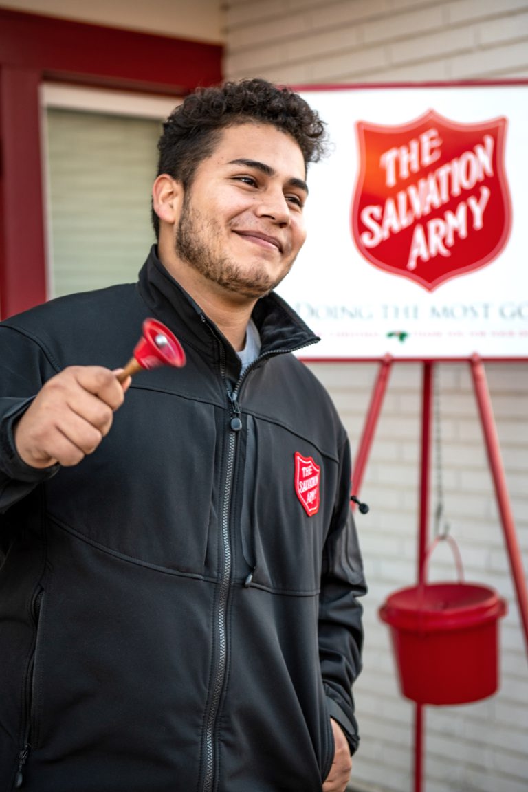 Powell River Salvation Army needs volunteers; registers those in need at Christmas