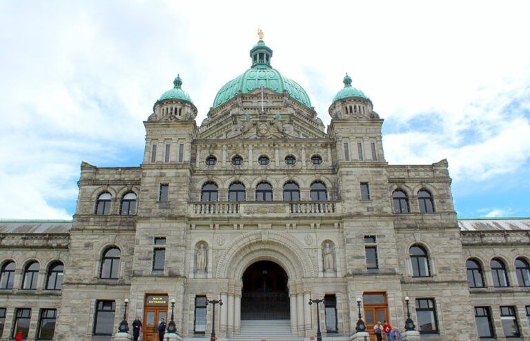 B.C.’s new cabinet sworn in and positions shuffled