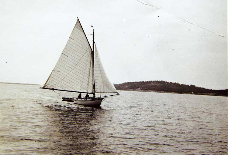 “Canada’s oldest sailboat” to hit the waters after a decade of restoration