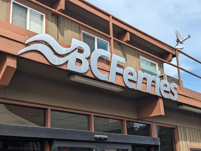  BC Ferries looks to add cheaper sailings 